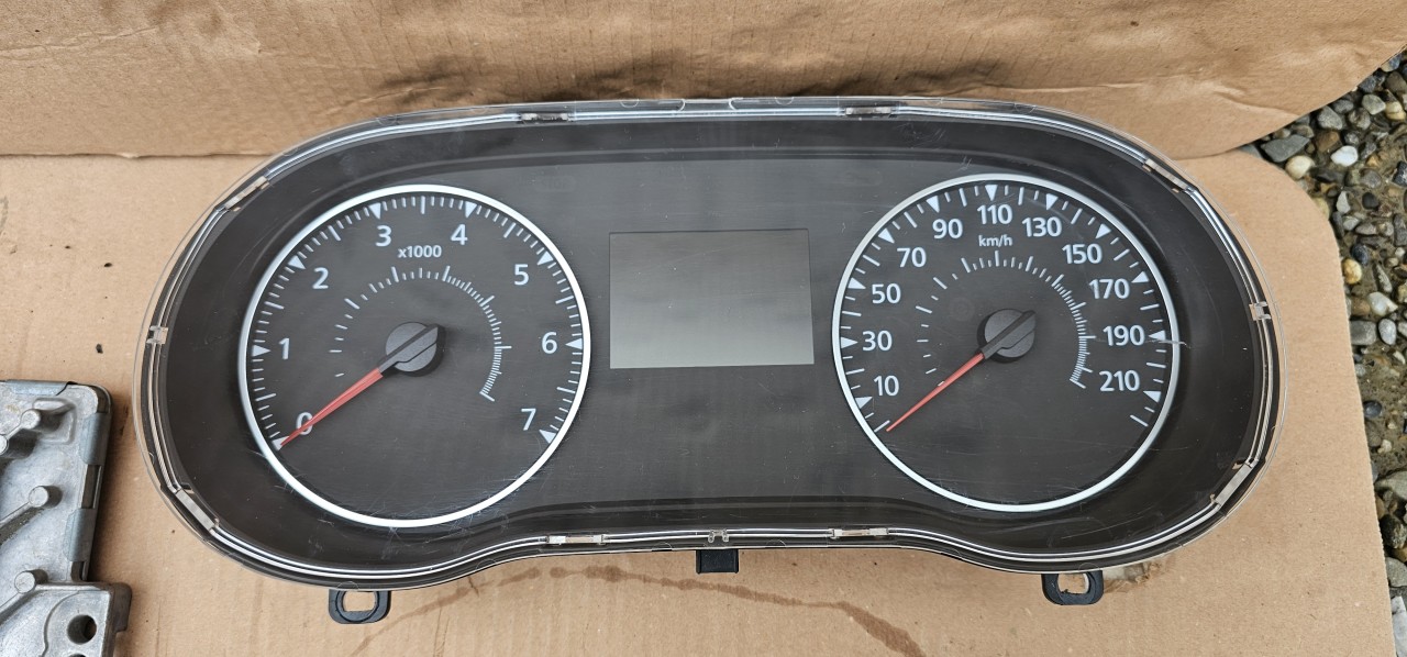 Ceasuri bord Dacia Duster 2 1.5 DCI 2018 2019 2020