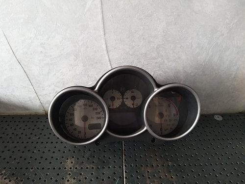 Ceasuri bord diesel alfa romeo 147 937 110008953046 735374416
