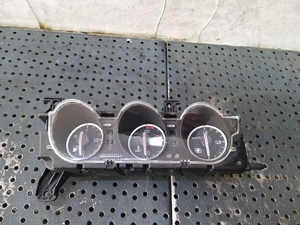 Ceasuri bord diesel alfa romeo 159 939 a2c53090933 60696626