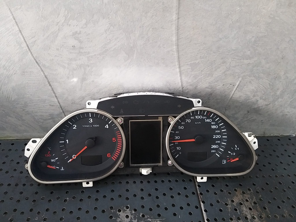 Ceasuri bord diesel audi a6 c6 4f 4f0920933j