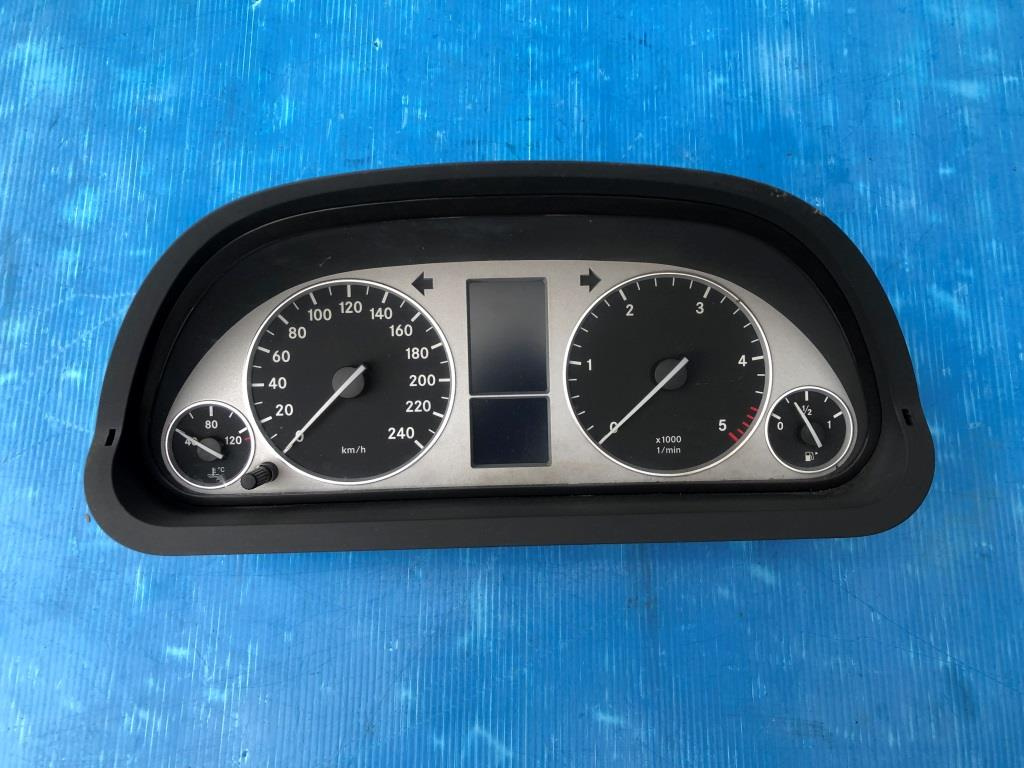 Ceasuri bord Diesel cutie automata Mercedes A Class W169 2004-2008