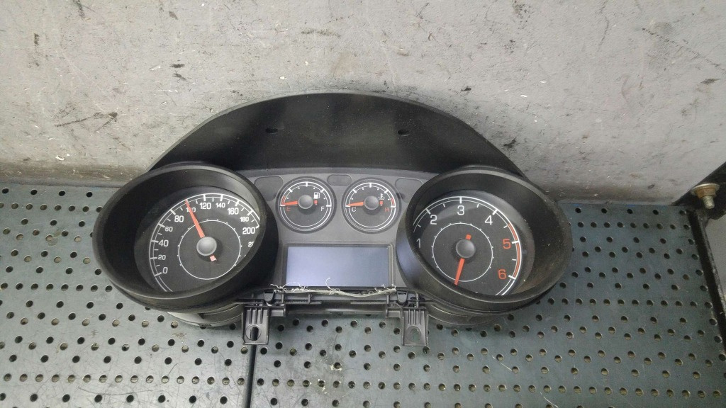 Ceasuri bord diesel fiat bravo 2 198 554000980300 555001980003 5550019804