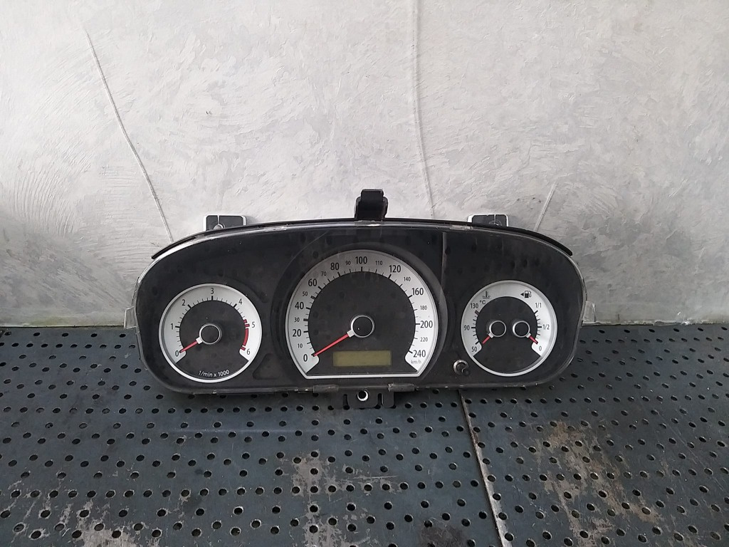 Ceasuri bord diesel kia ceed 1 ed 940031h130