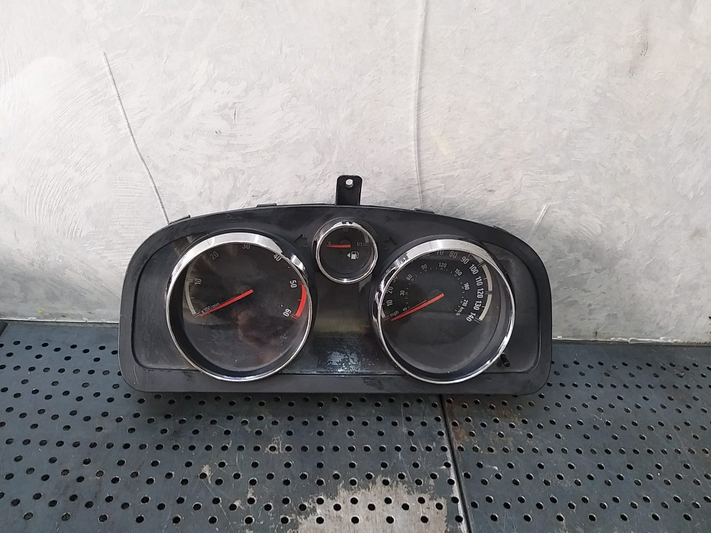 Ceasuri bord diesel opel antara a l07 pentru piese