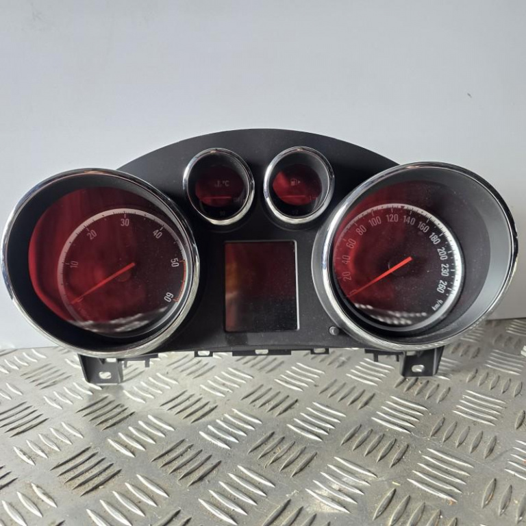 Ceasuri bord diesel Opel Astra J 2009-2012 1.7 CDTI 13414036 ADPD