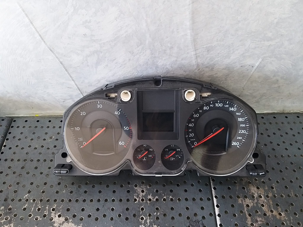 Ceasuri bord diesel vw passat b6 3c 3c0920860n a2c53242427