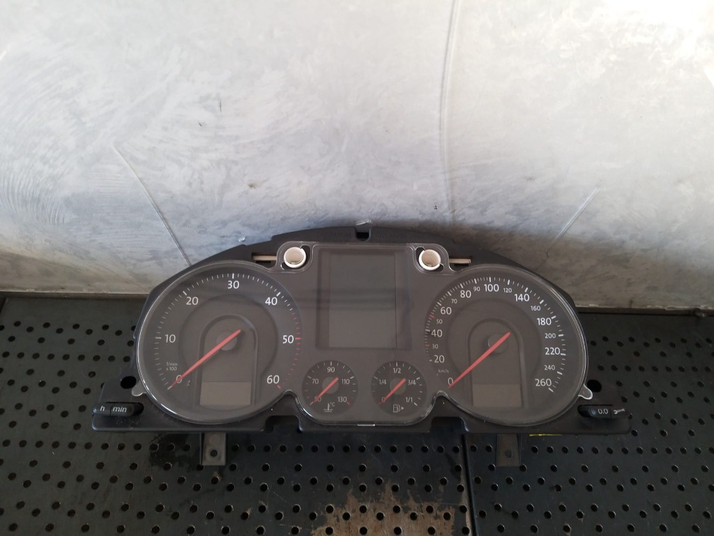 Ceasuri bord diesel vw passat b6 3c a2c53194181