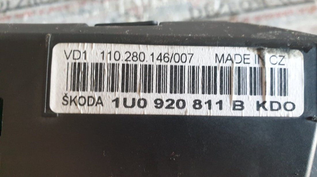 Ceasuri bord Europa Skoda Octavia Tour 1.6i 100 cai motor AEH cod piesa : 1U0920811B