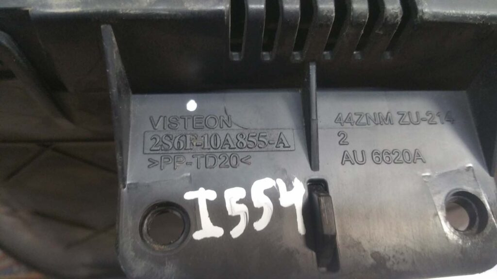 Ceasuri bord FORD FIESTA 2S6F-10A855-A / 2S6F 10A855 A / 2S6F10A855A / 44ZNMZU214 / AU6620A2S6F-10A855-A / 2S6F 10A855 A / 2S6F10A855A / 44ZNMZU214 / AU6620A
