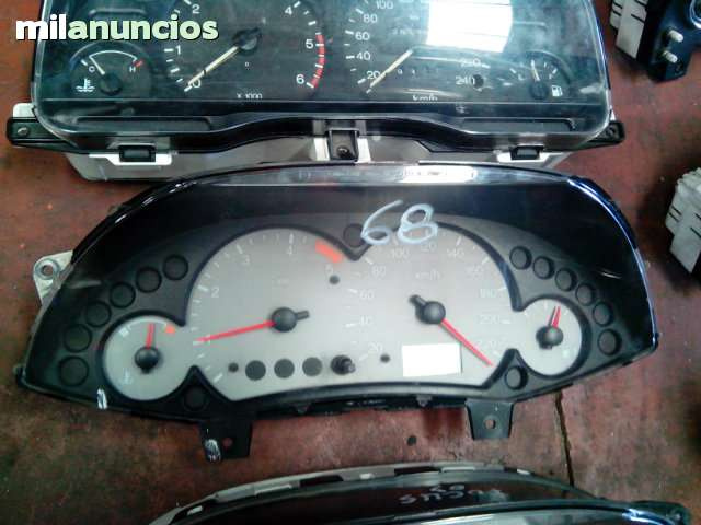 Ceasuri bord FORD FOCUS 1M5F 10849 VB / 1M5F10849VB1M5F 10849 VB / 1M5F10849VB