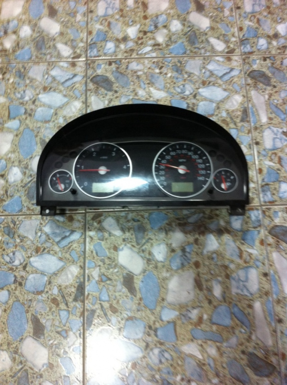 Ceasuri bord Ford Mondeo 3 [facelift] [2003 - 2007] Liftback 5-usi 2.0 TDCi AT (130 hp) (B5Y) HIA