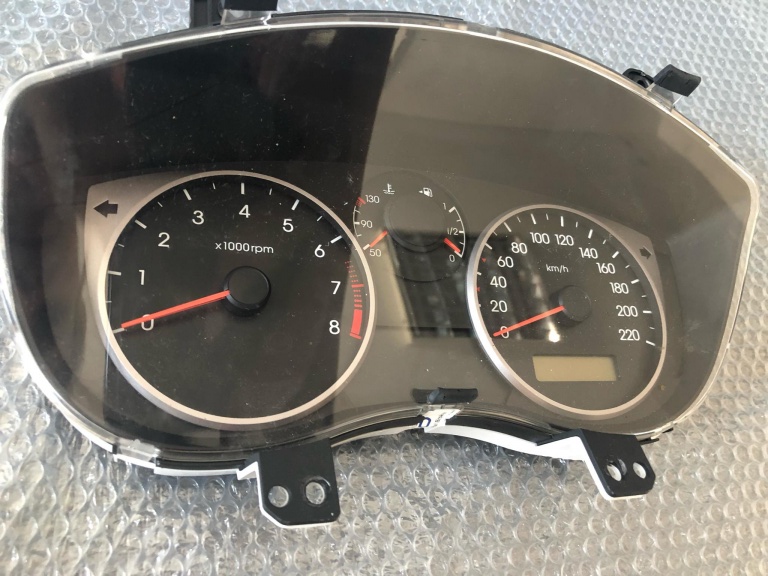 Ceasuri bord hyundai i20 benz a2c53312229