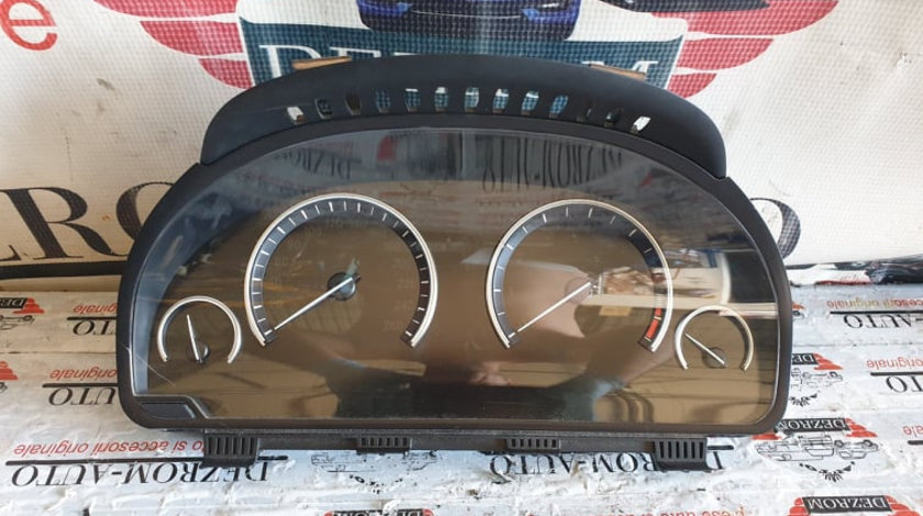 Ceasuri bord (KM/H) BMW Seria 5 F10 cod piesa : 9232946