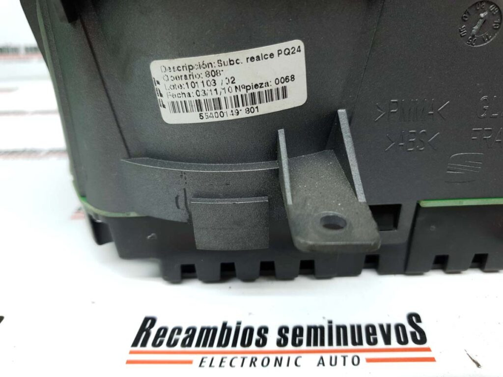 Ceasuri bord MAGNETI MARELLI SEAT IBIZA 6L0920803AX / 5800015944026L0920803AX / 580001594402