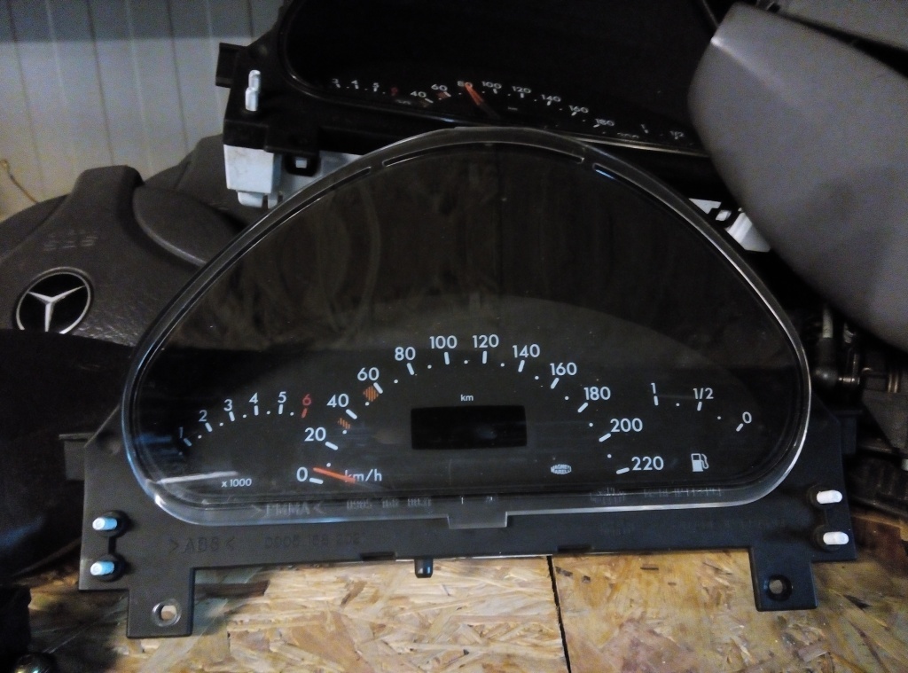 Ceasuri bord Mercedes A140 w168