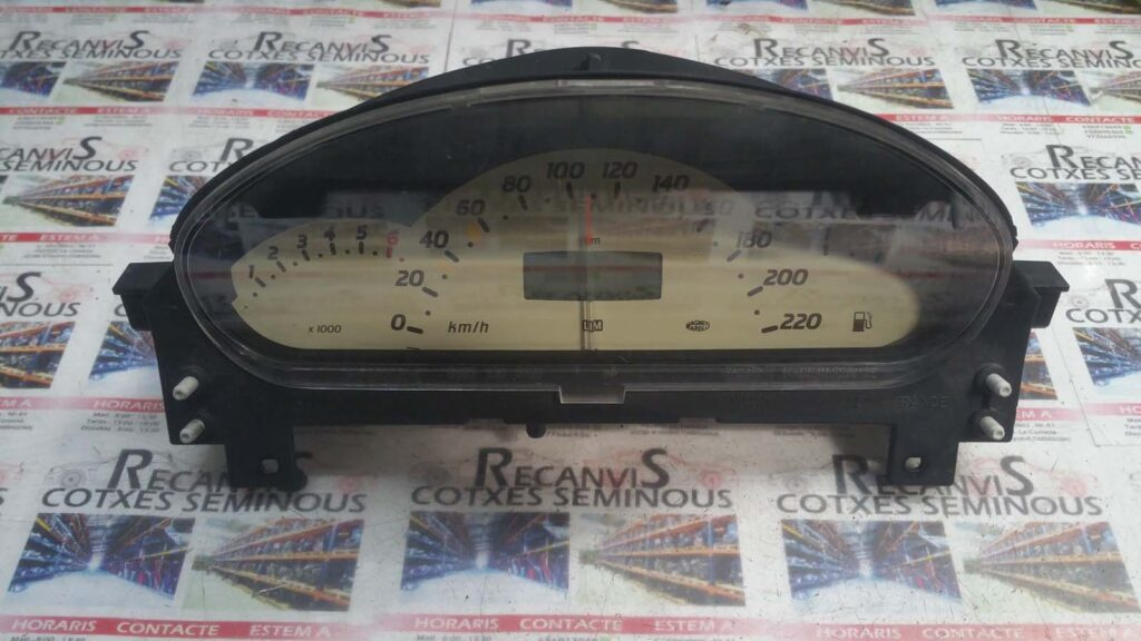 Ceasuri bord MERCEDES-BENZ Class A A 168 540 7211 / A1685407211 / 0905 162 9902 / 09051629902A 168 540 7211 / A1685407211 / 0905 162 9902 / 09051629902