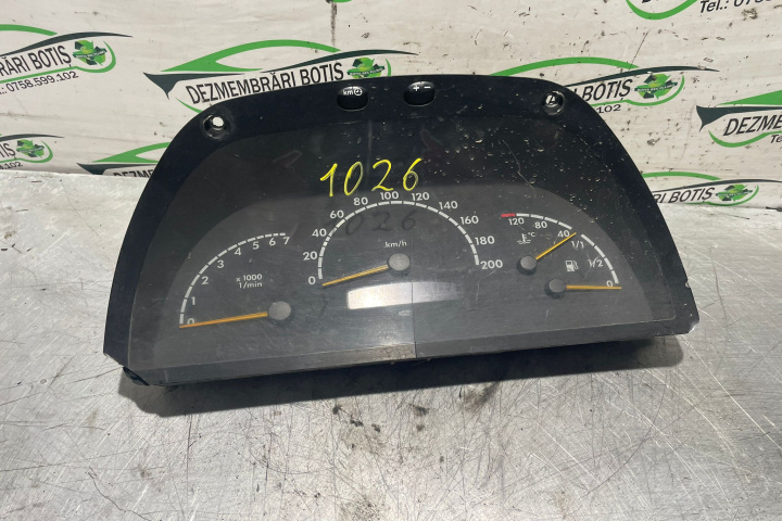 Ceasuri bord Mercedes-Benz Vito W638 [1996 - 2003] Mixto minivan 4-usi 108 CDI AT (82 hp)