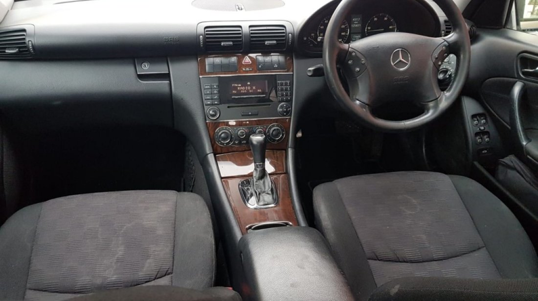 Ceasuri bord Mercedes C-CLASS W203 2004 berlina 1.8