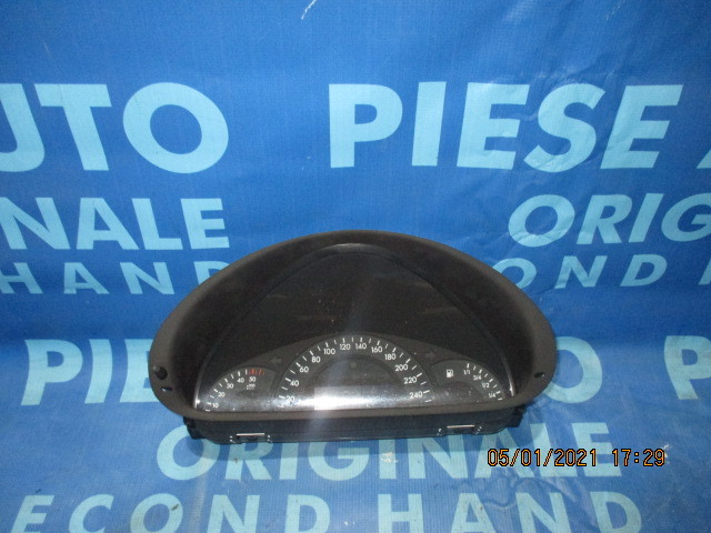 Ceasuri bord Mercedes C220 S203 2.2cdi 2001;  88311323
