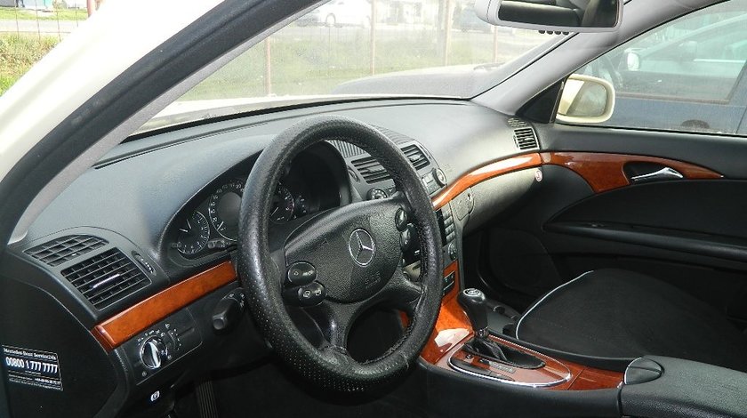 Ceasuri bord Mercedes E-Class W211 2.2Cdi Euro 4 model 2007