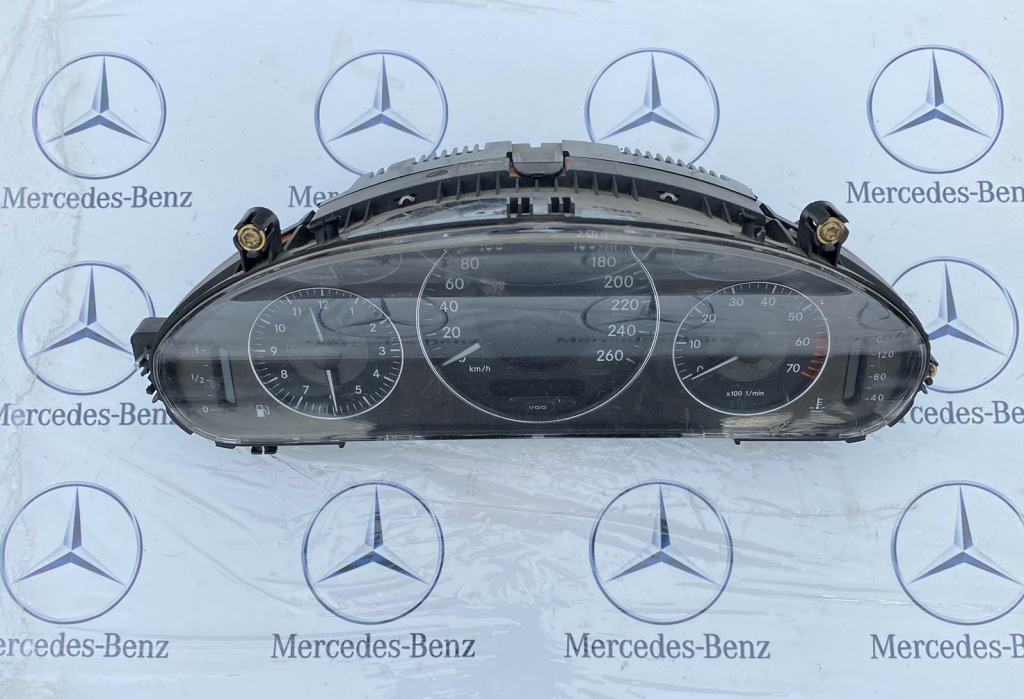Ceasuri bord mercedes E class W211 a2115405611