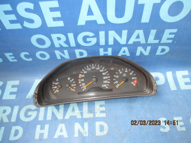 Ceasuri bord Mercedes E240 W210 2.4i; 2105406548