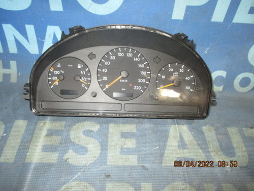 Ceasuri bord Mercedes M270 W163 2.7cdi; A1635403011