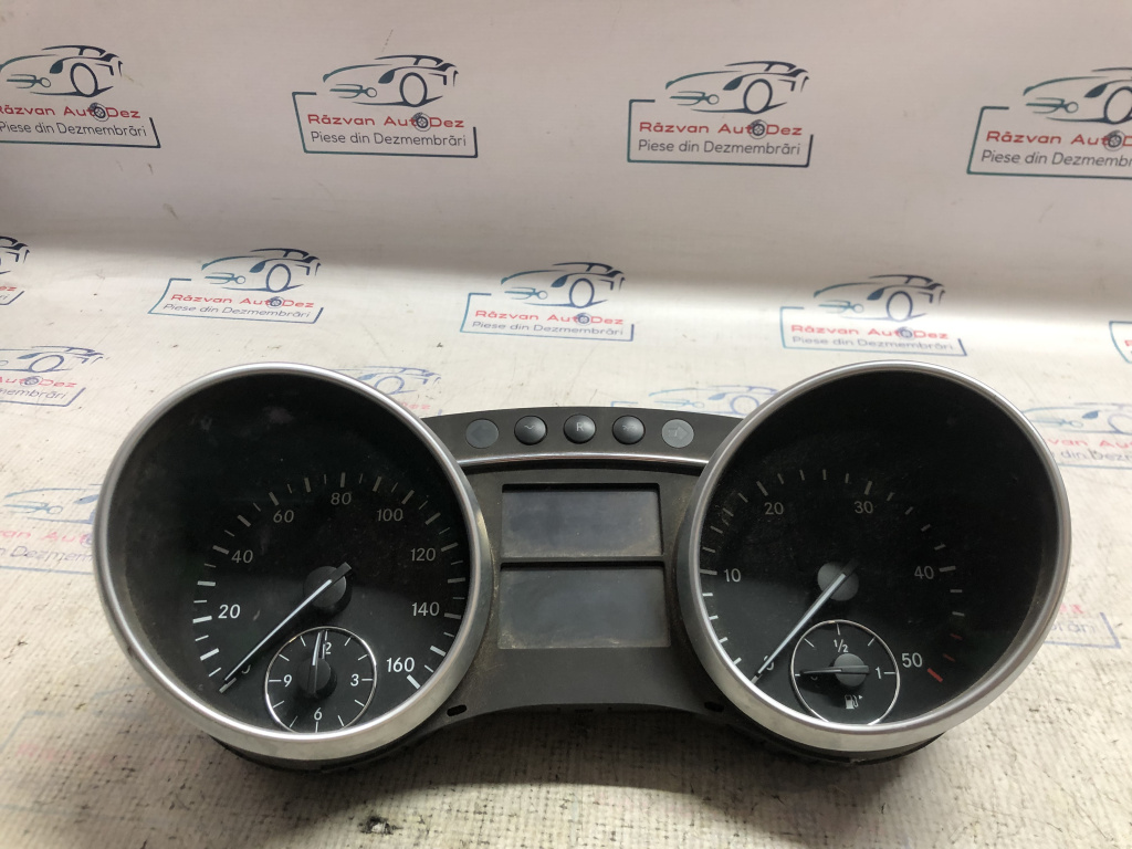 Ceasuri bord Mercedes ML W164 2005, A1645404247