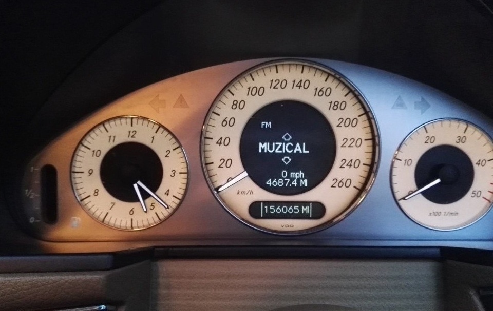 Ceasuri bord mercedes w211