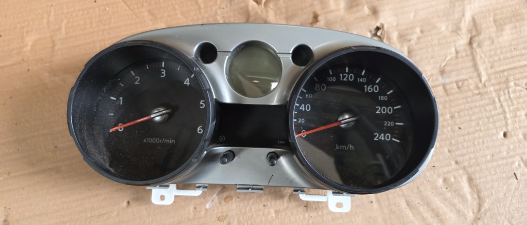 Ceasuri bord Nissan Qashqai J10 1.5 DCI 2007 2008 2009 2010