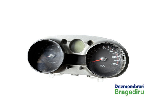 Ceasuri bord Nissan Qashqai J10 [2007 - 2010] Crossover 5-usi 1.6 MT FWD (115 hp)