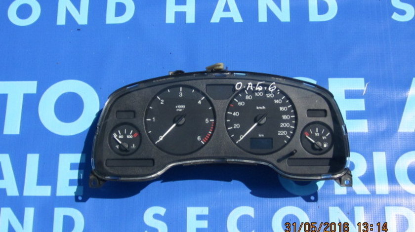 Ceasuri bord Opel Astra G