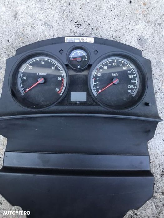 Ceasuri bord Opel Astra H 1.7 CDTI.