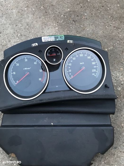 Ceasuri bord Opel Astra H 1.7 CDTI