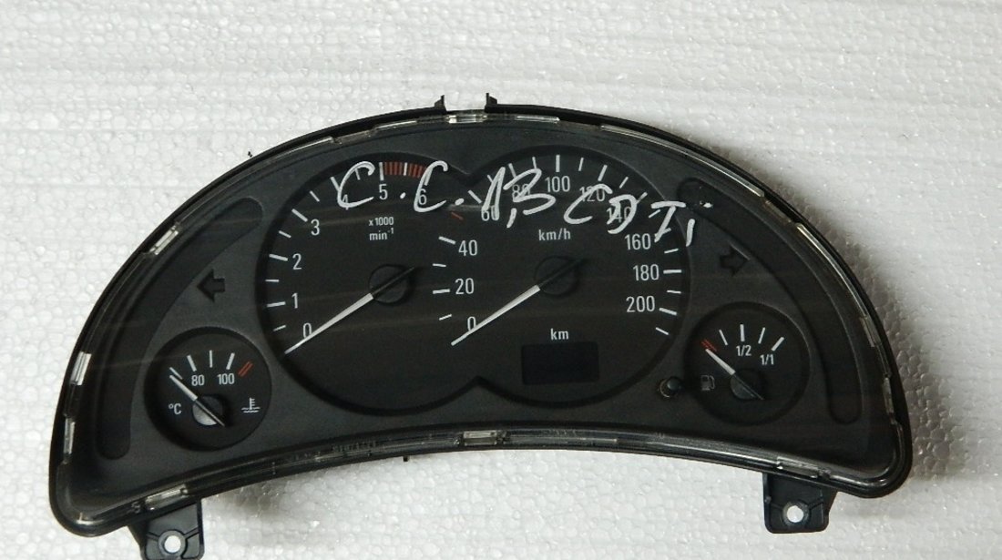 Ceasuri bord Opel Corsa C 1.3Cdti