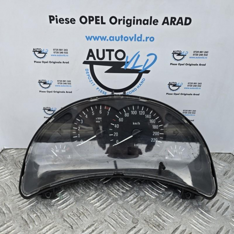 Ceasuri bord Opel Corsa C 2000-2006 1.8i Z18XE 09166814 FL