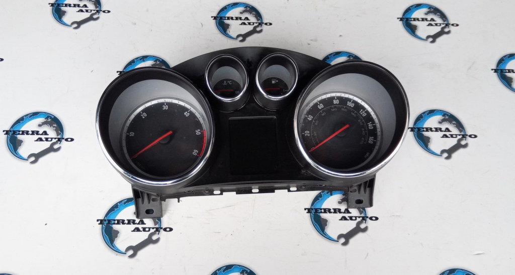 Ceasuri bord Opel Insignia