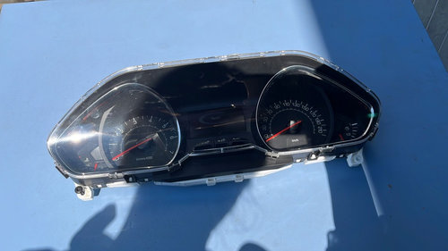 Ceasuri bord Peugeot 208 1.2 VTI , transmisie manuala , cod motor HMZ, an de fabricatie 2015 cod 980...