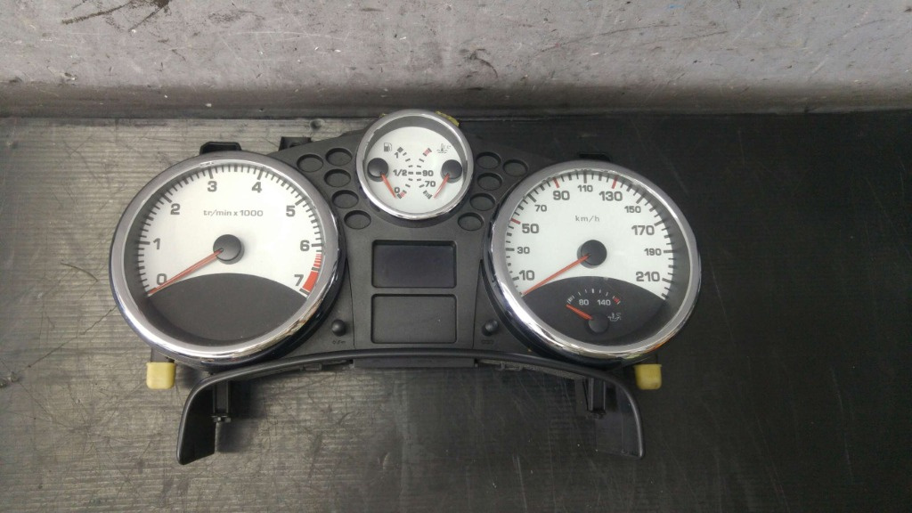 Ceasuri bord peugeot benzina 207 wa wc a2c53065549 9662904080 a2c53102700