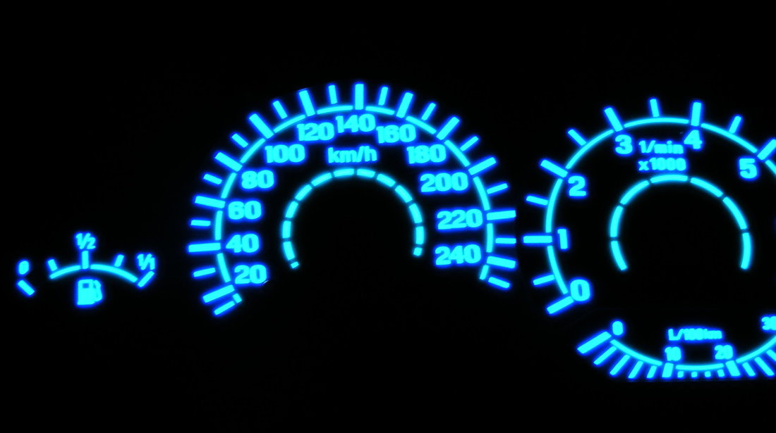 Ceasuri bord plasma BMW E36 benzina 260km/h