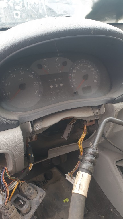 Ceasuri bord Renault Clio 2 2005 Limuzina 1.5 dci