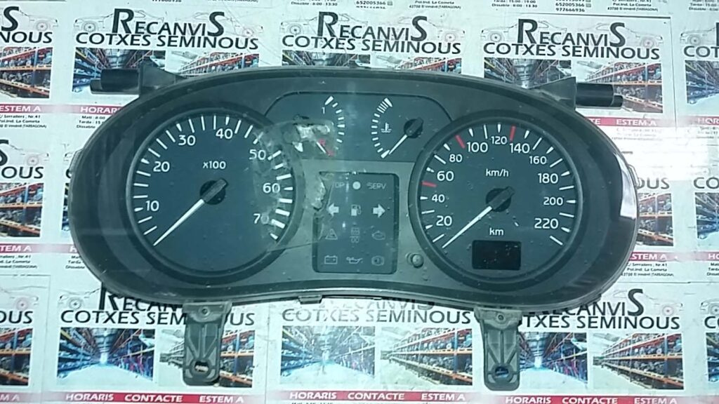 Ceasuri bord RENAULT CLIO 2 216589083 / P8200059763216589083 / P8200059763