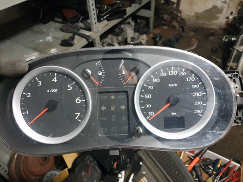 Ceasuri Bord Renault Clio Symbol 3 cod P8200748172