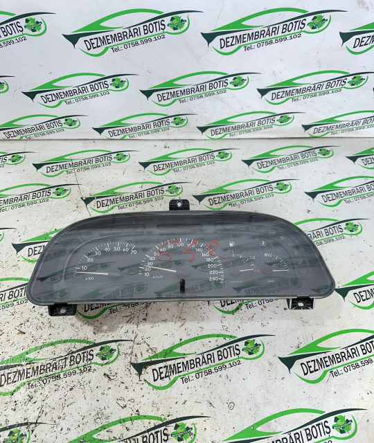 Ceasuri bord Renault Laguna [facelift] [1998 - 2001] Liftback 1.9 DCi MT (110 hp)