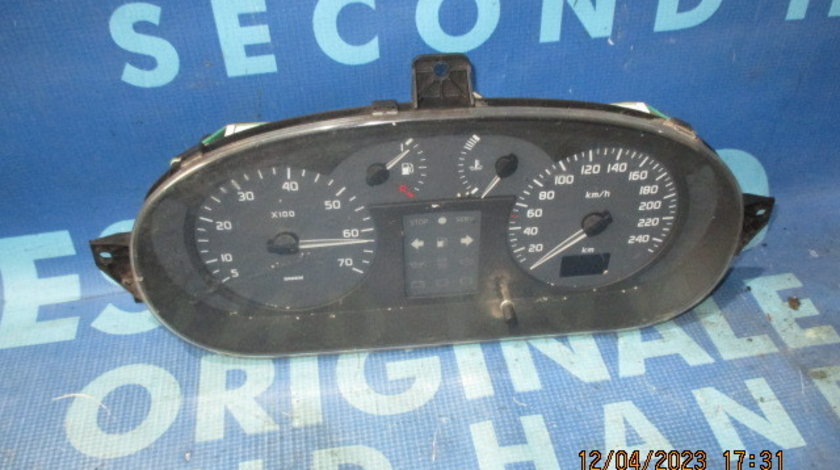 Ceasuri bord Renault Megane 1.9dti 2001; 8200071820