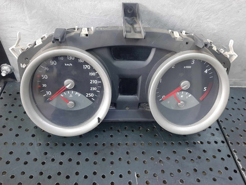 Ceasuri bord renault megane 2 1.5 dci 8200399700d