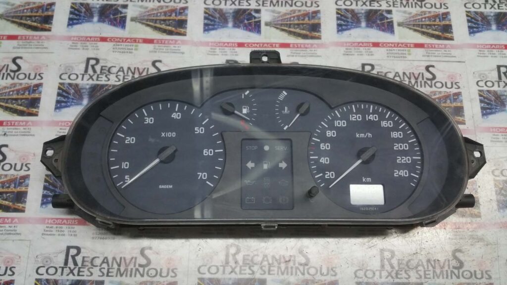 Ceasuri bord RENAULT SCENIC P8200071820 / 21658590-7 / 21658590 7 / 216585907P8200071820 / 21658590-7 / 21658590 7 / 216585907