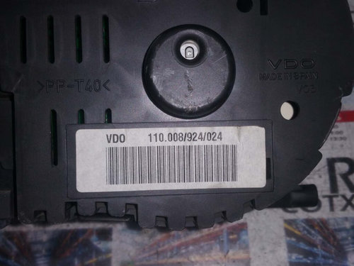 Ceasuri bord SEAT IBIZA W06K0920801A / 110.008/924/024 / 110 008 924 024 / 110008924024W06K0920801A ...