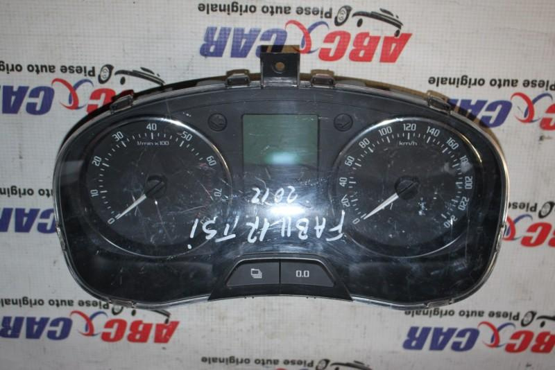 Ceasuri bord Skoda Fabia 2 2006-2010 5J0920811E