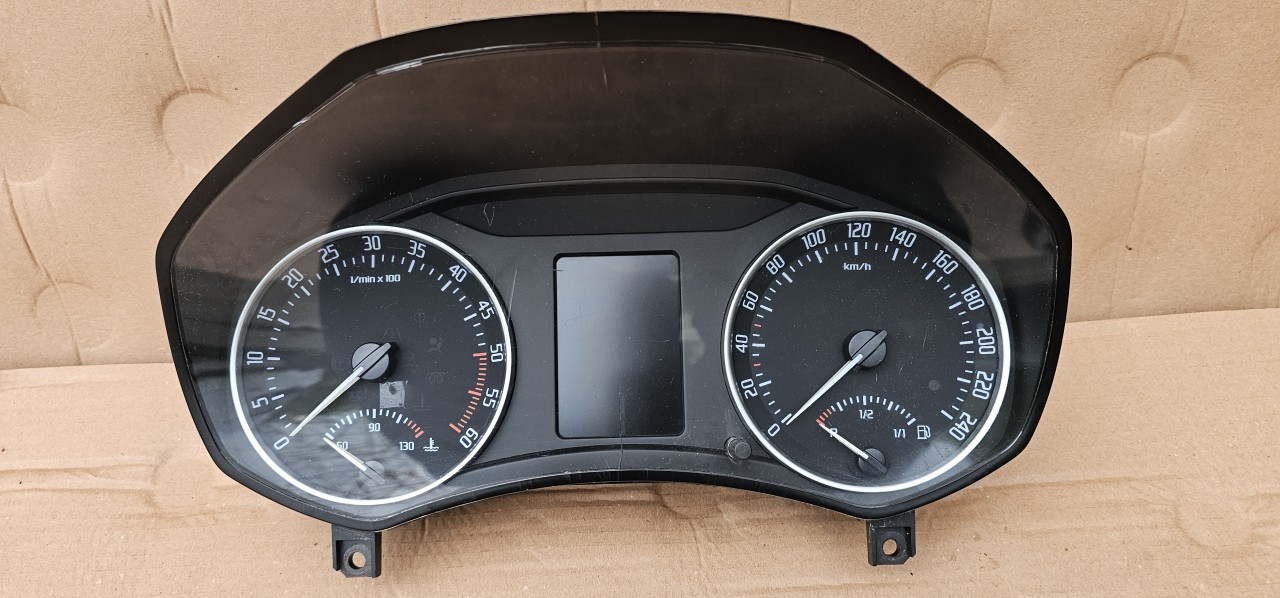 Ceasuri bord Skoda Octavia 2 Facelift 1.6 TDI 2009 2010 2011 2012